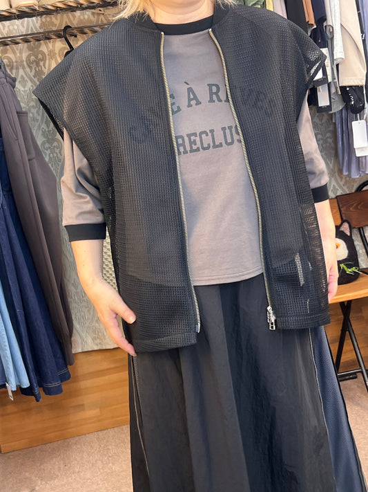 メッシュベスト