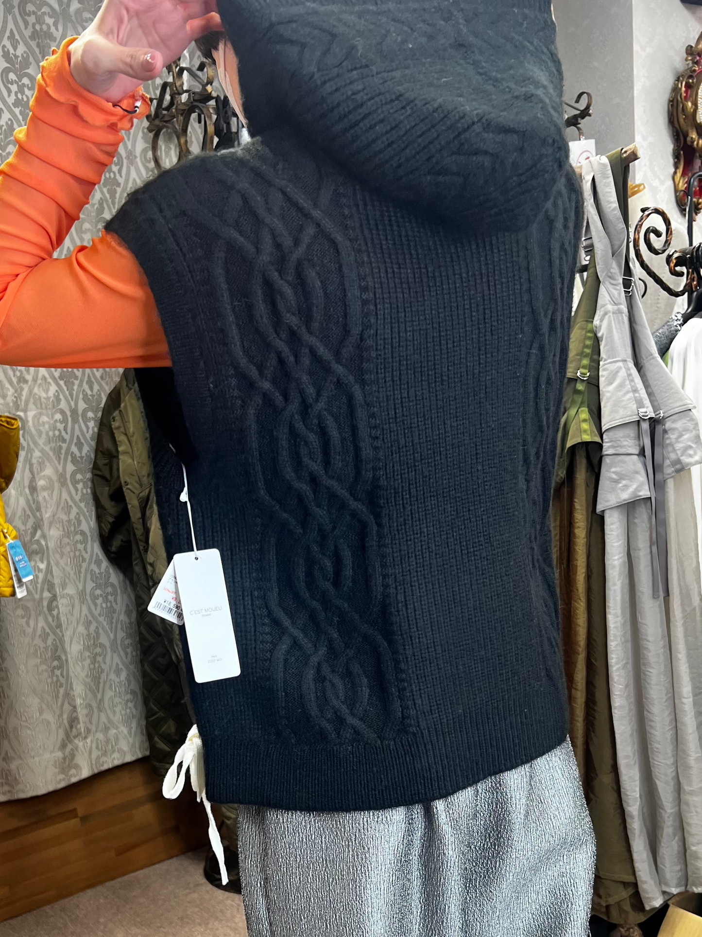 サイドリボンニットベスト