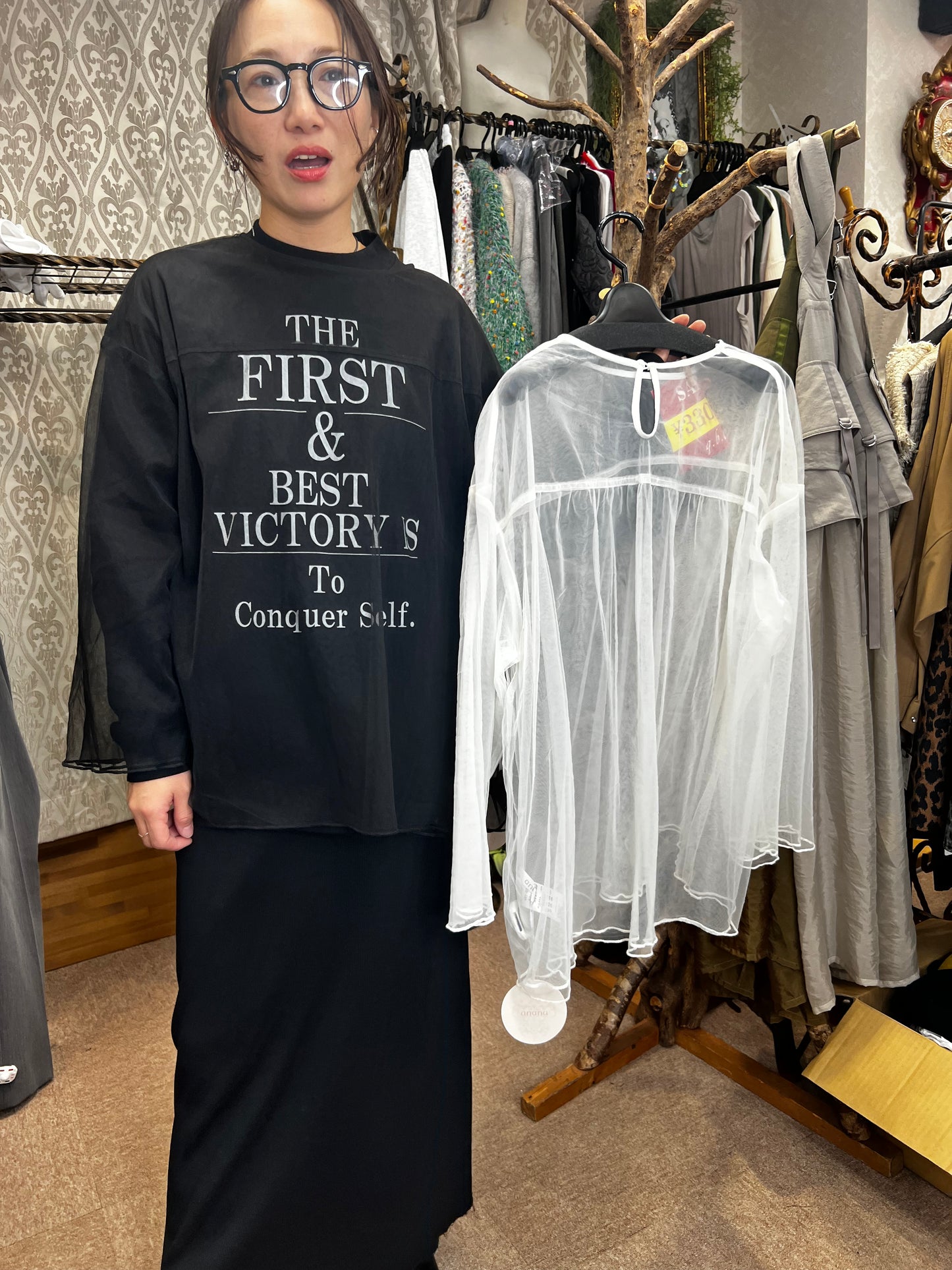 チュールトップス