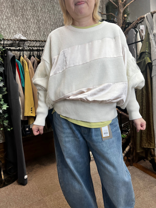 サテンチュールボーダーニット