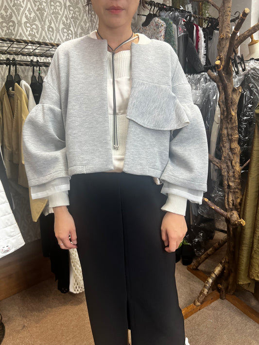 ボンディングフリルショートジャケット