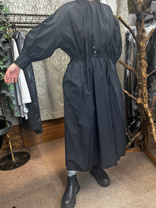 ギャザーワンピース