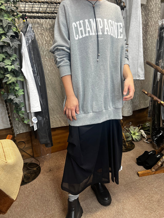 ロゴスウェットトップス