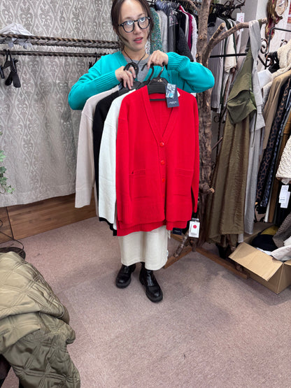 ウール100Vカーディガン