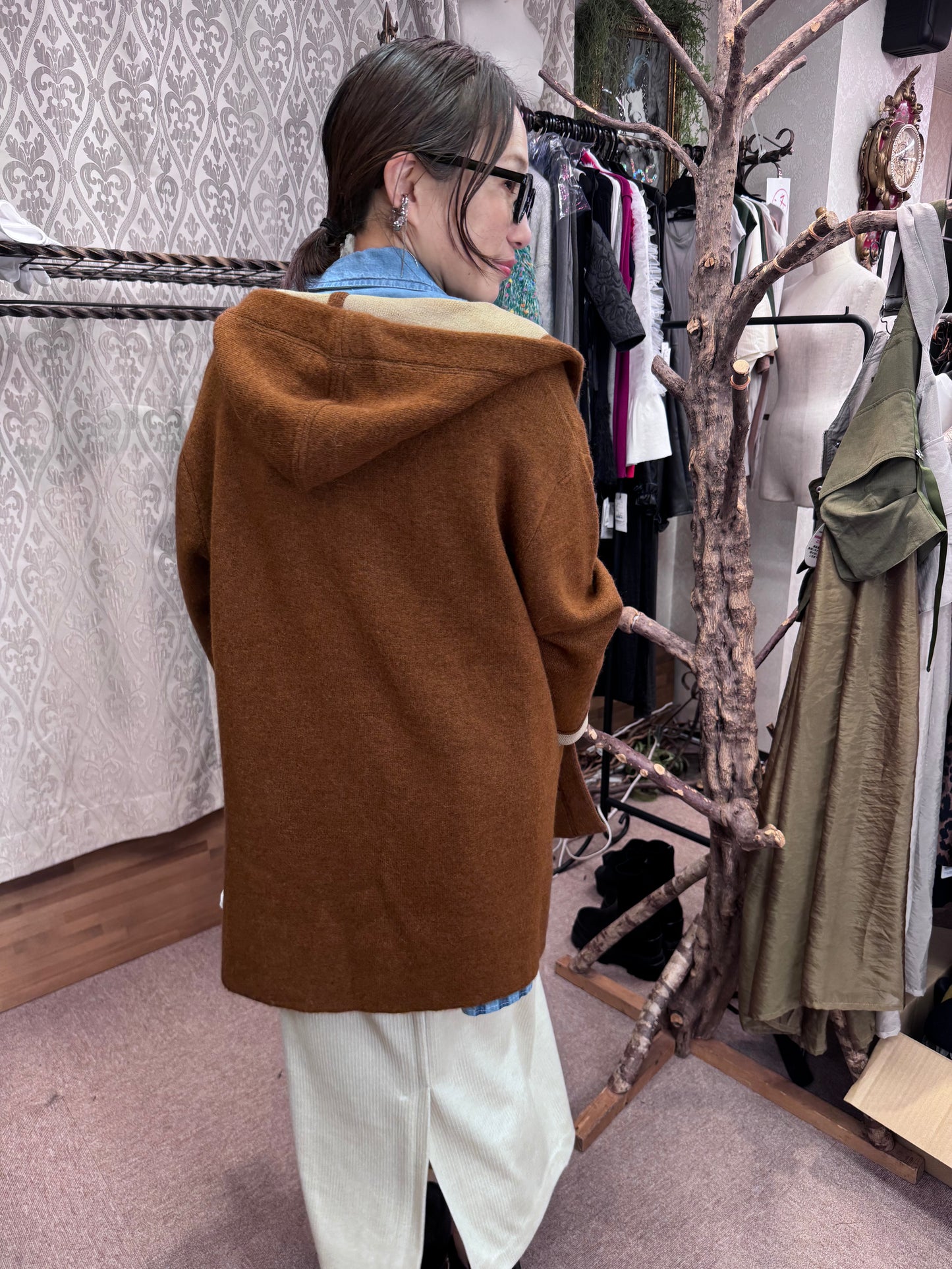 アルパカ入りフードカーディガン