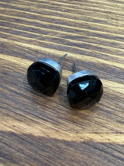 couleur ジュエリーカットオニキス　ピアス From Italy【次から使える10%還元クーポンつき】