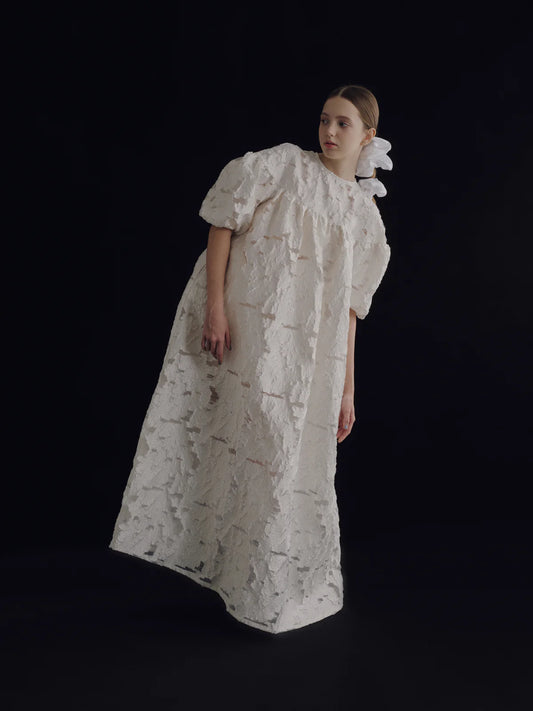 NEVO シアージャカード ボリューム ワンピース