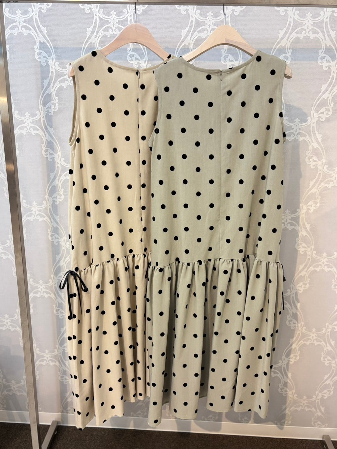 Anna Nicola フロッキードットワンピース