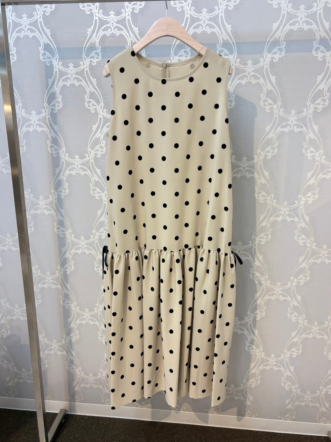 Anna Nicola フロッキードットワンピース