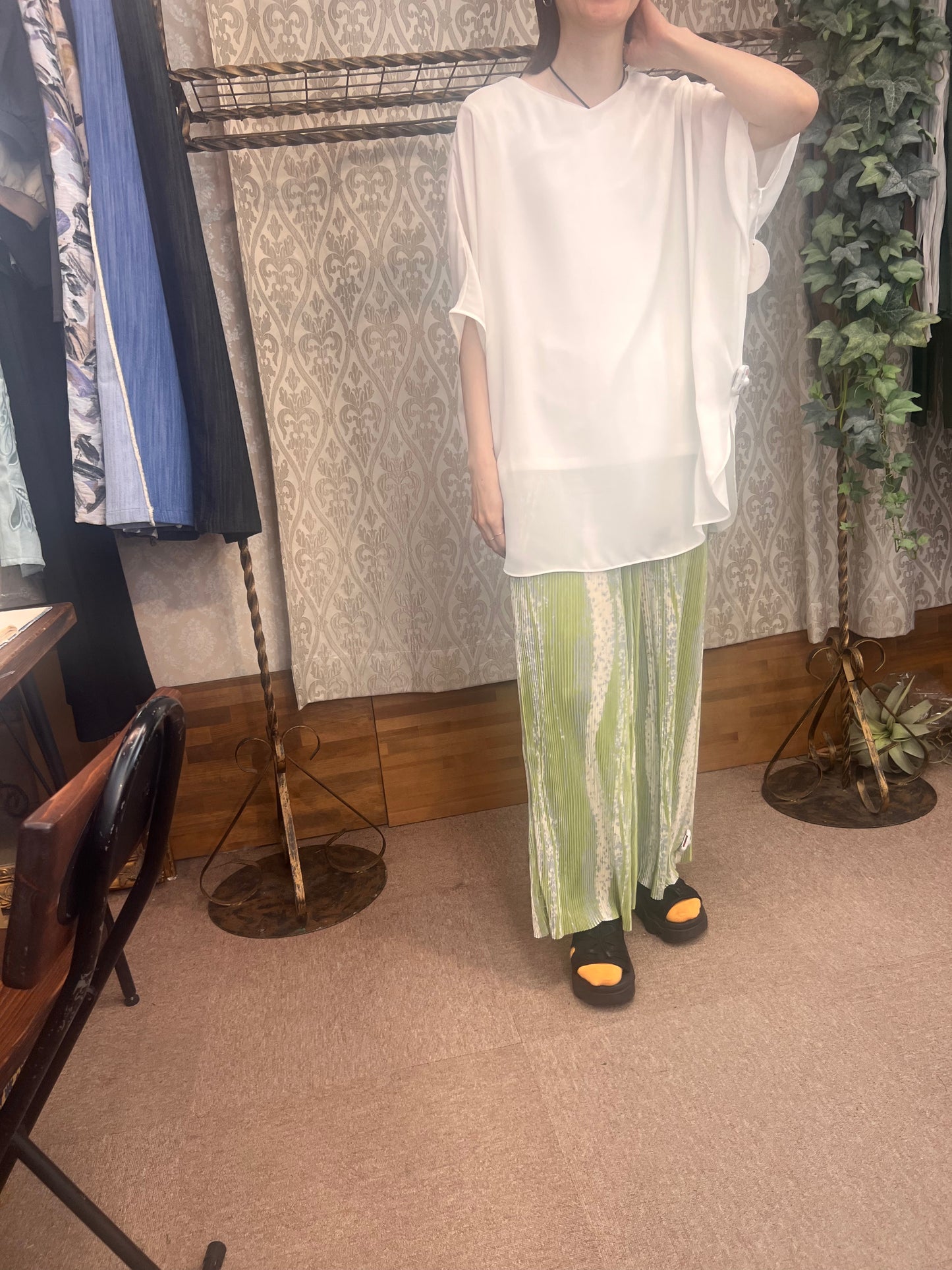 レイヤードジョーゼットトップス