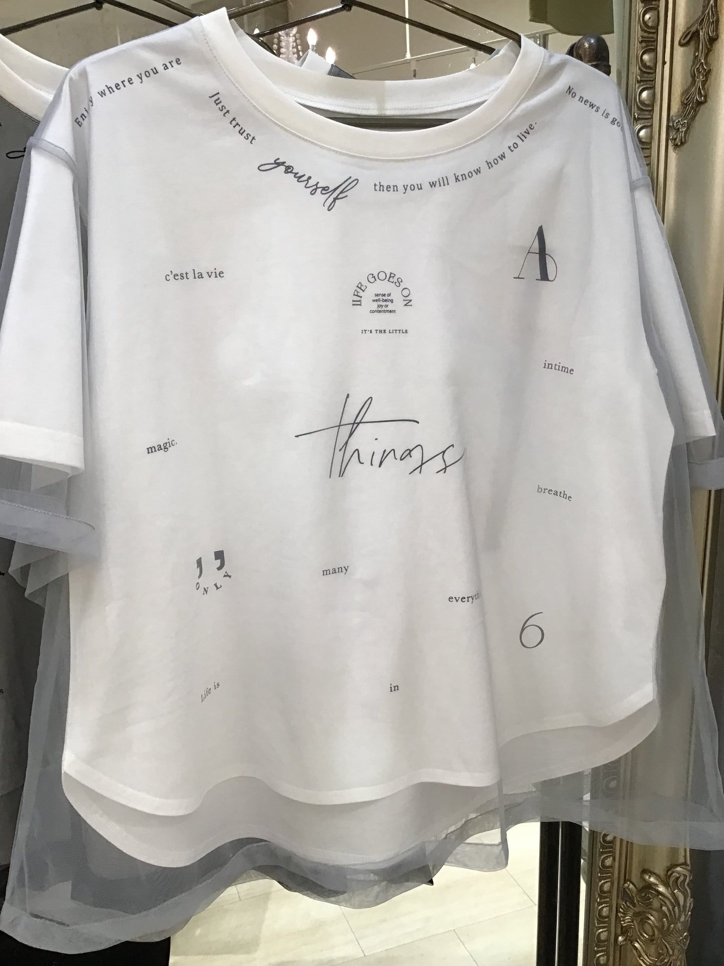 ☆Eimee Law チュールレイヤードランダムロゴTシャツ