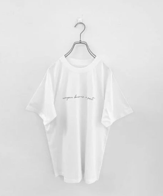 プリントTシャツ〈筆記体〉